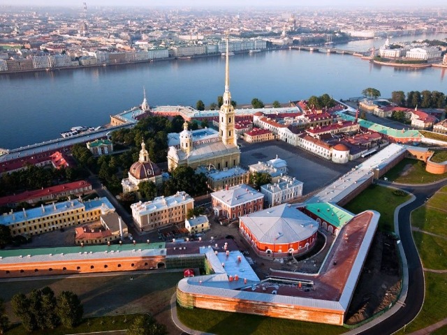 Петропавловская крепость: 300 лет истории