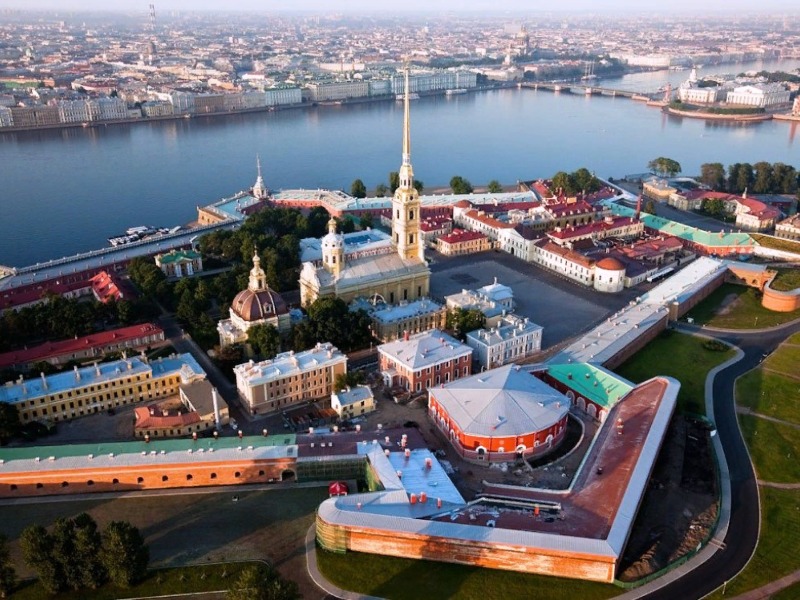 Экскурсия в «Петропавловскую крепость: 300 лет истории» - индивидуальная экскурсия в Санкт-Петербурге пешком длительностью 2.5 часа с количеством участников до 10 человек цена экскурсии 6700₽