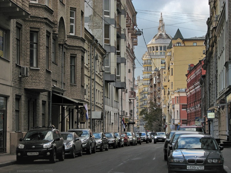 Малая Бронная улица