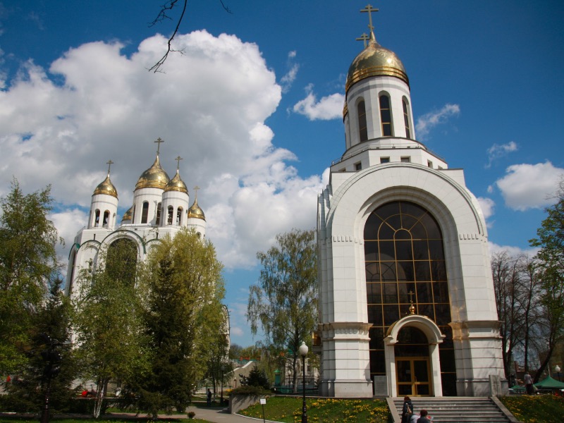 Храм Христа Спасителя с часовней  