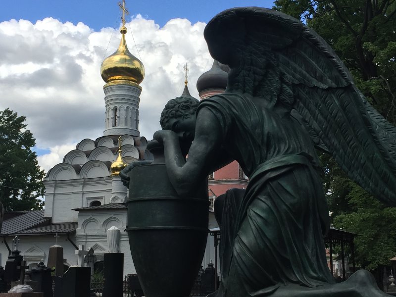 Надгробие над могилой княжны Трубецкой
