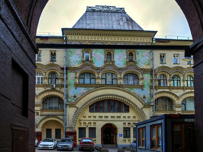 Экскурсия в Москве по Тверскому бульвару и Тверской улице - индивидуальная экскурсия в Москве пешком длительностью 2.5 часа с количеством участников до 15 человек цена экскурсии 4000₽