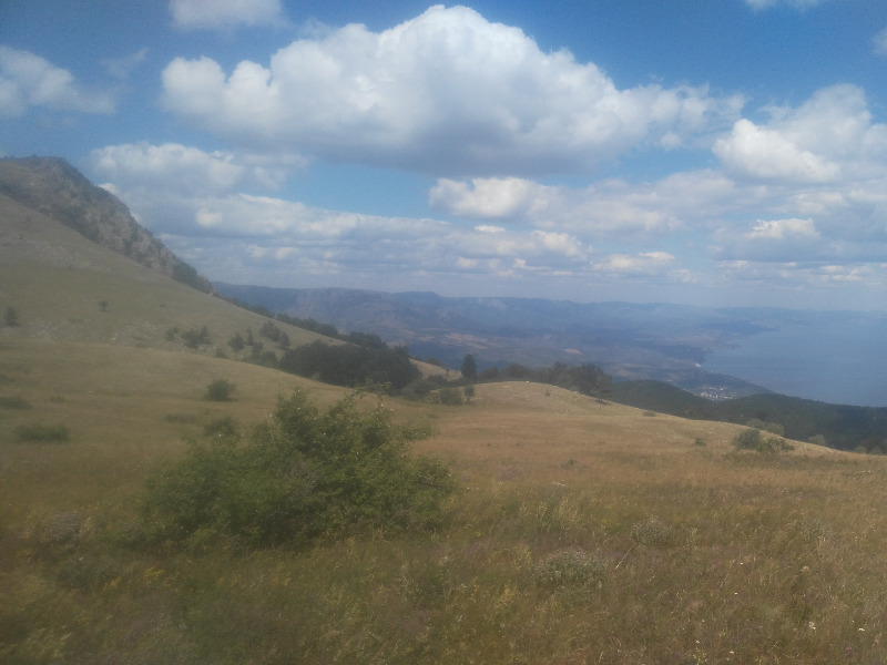 В горах