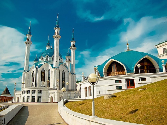 Экскурсия в группе "Обзорная по Казани с Кремлем" — фото 2