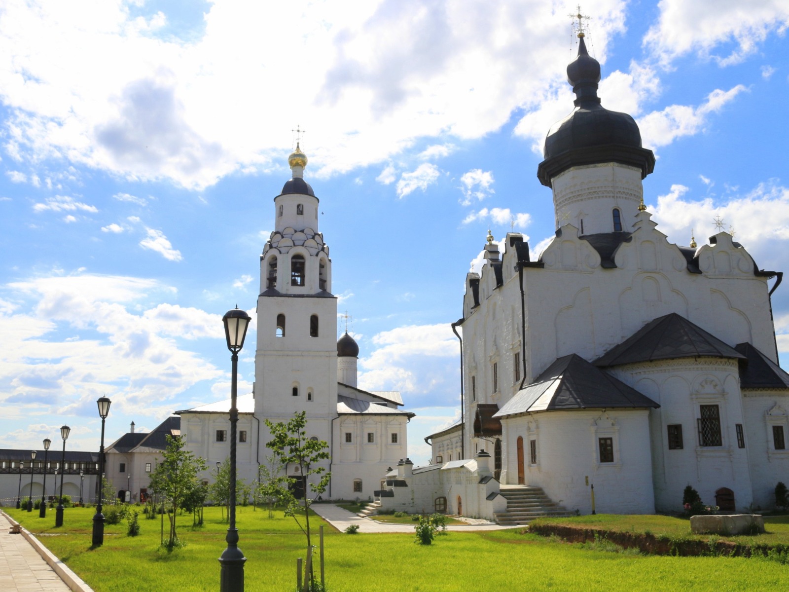Успенский монастырь в Свияжске  