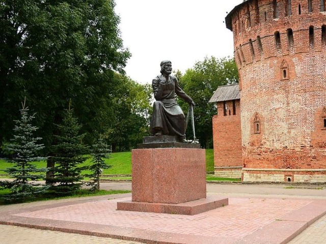 Индивидуальная экскурсия в Смоленске: вдоль крепостной стены — фото 3