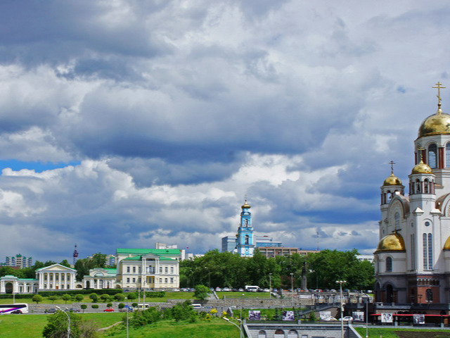 Обзорная экскурсия по Екатеринбургу на автомобиле — фото 3