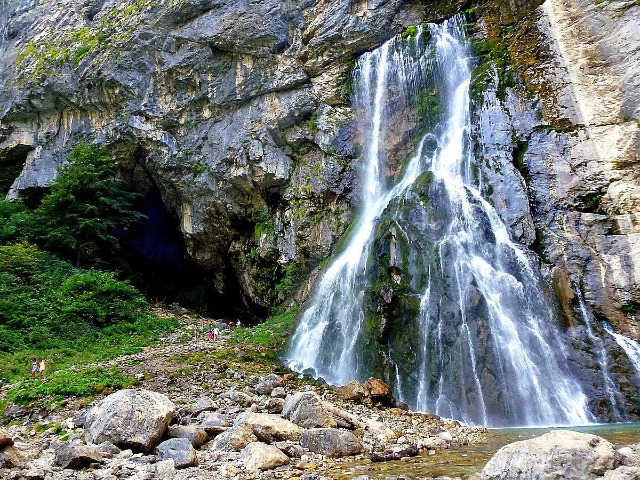 Озеро Рица и Гегский водопад