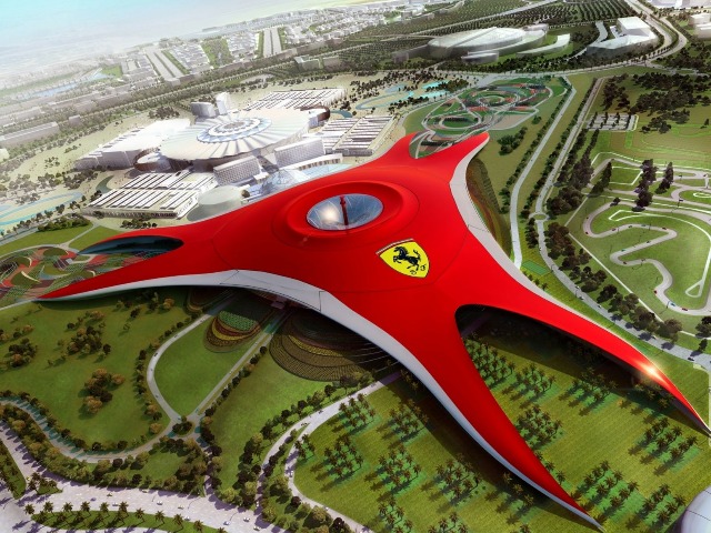 Индивидуальная экскурсия в парк развлечений Ferrari Park из Дубая — фото 2