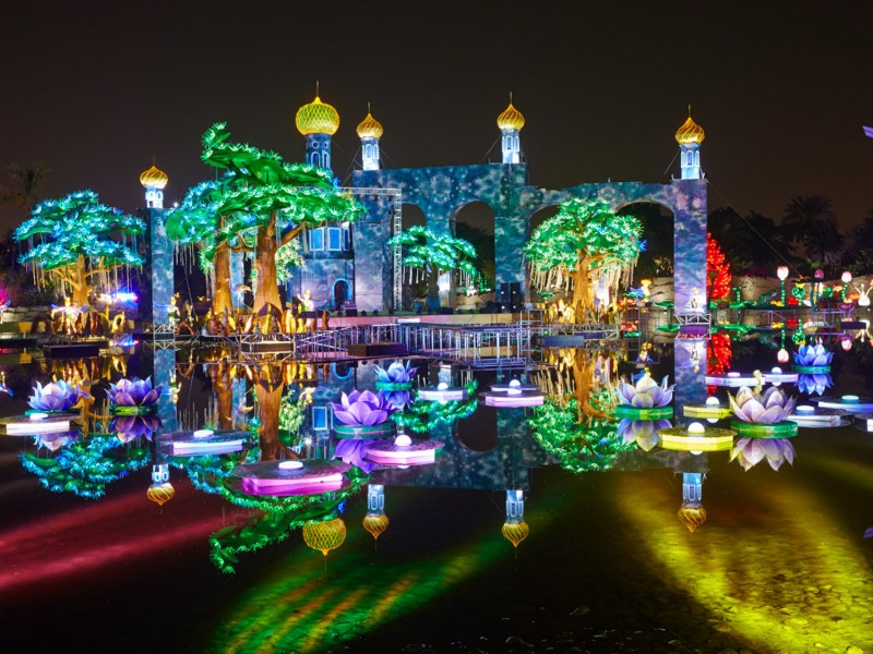 Обзорная экскурсия в светящийся парк Garden Glow Park в Дубае - индивидуальная экскурсия в Дубае на машине гида длительностью 5 часов с количеством участников до 4 человек цена экскурсии 260$