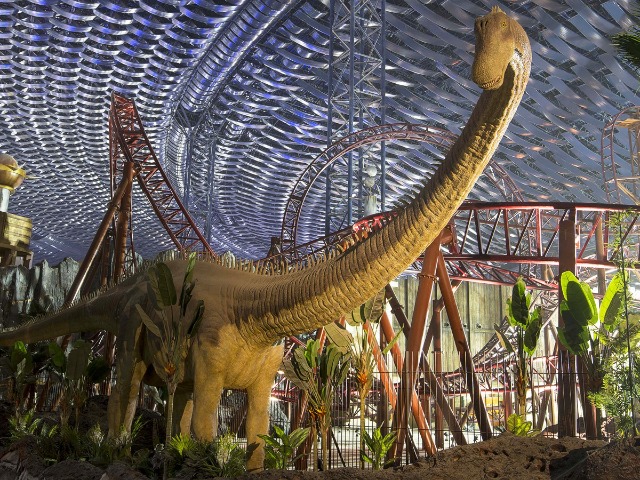 Индивидуальная экскурсия в IMG World Park в Дубае на машине — фото 2