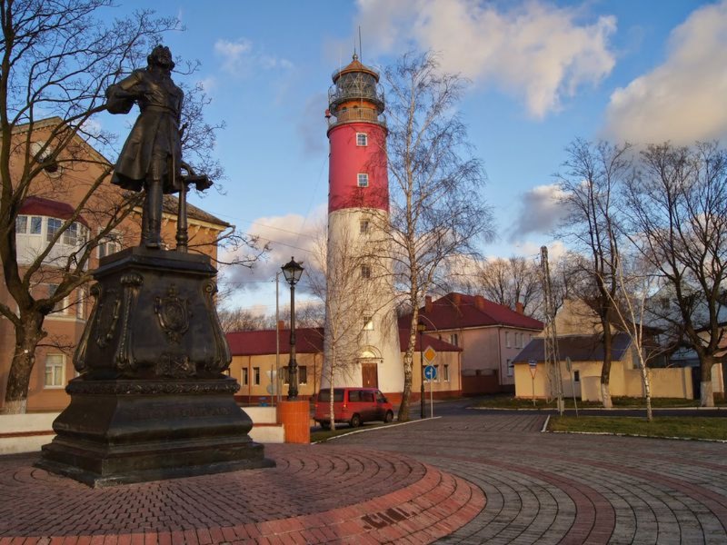 Памятник Петру Великому в Балтийске
