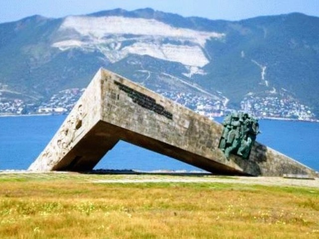 Экскурсия из Анапы в Новороссийск, именем России нареченный — фото 2