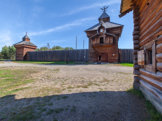 Индивидуальная экскурсия из Иркутска в музей "Тальцы" и Листвянку — фото 3
