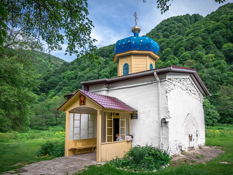 Индивидуальная экскурсия в Архыз из Кисловодска - индивидуальная экскурсия в Кисловодске на машине гида длительностью 12 часов с количеством участников до 5 человек со скидкой 20% цена экскурсии 36000₽