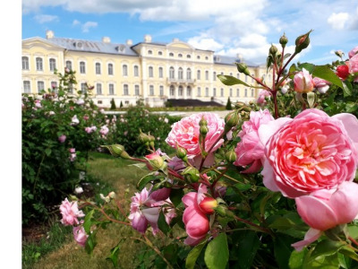 Рундальский дворец-музей и "французский" сад