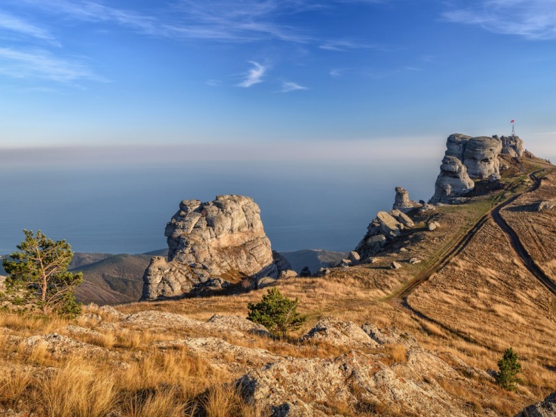 Обзорный джип-тур из Алушты «Места силы Крыма» - индивидуальная экскурсия в Алуште на машине гида длительностью 4.5 часа с количеством участников до 4 человек цена экскурсии 15000₽