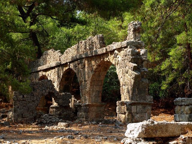 Обзорная экскурсия из Анталии в Фаселис – город трех гаваней — фото 2
