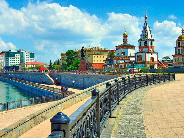 Иркутск: сказка старого города