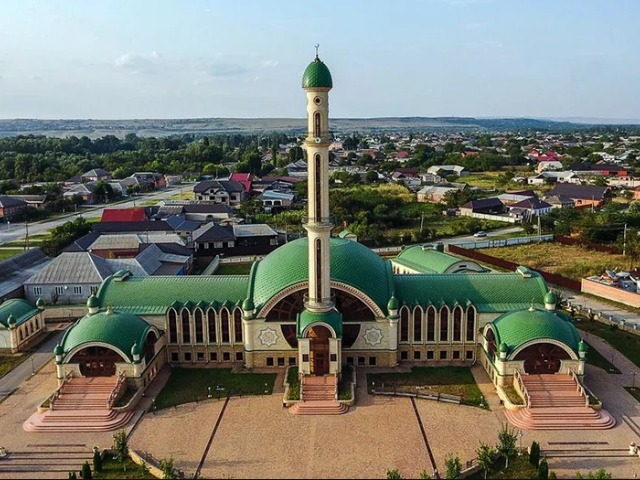 Обзорная экскурсия "Впечатляющие виды Грозного, Аргуна и Шали" — фото 3