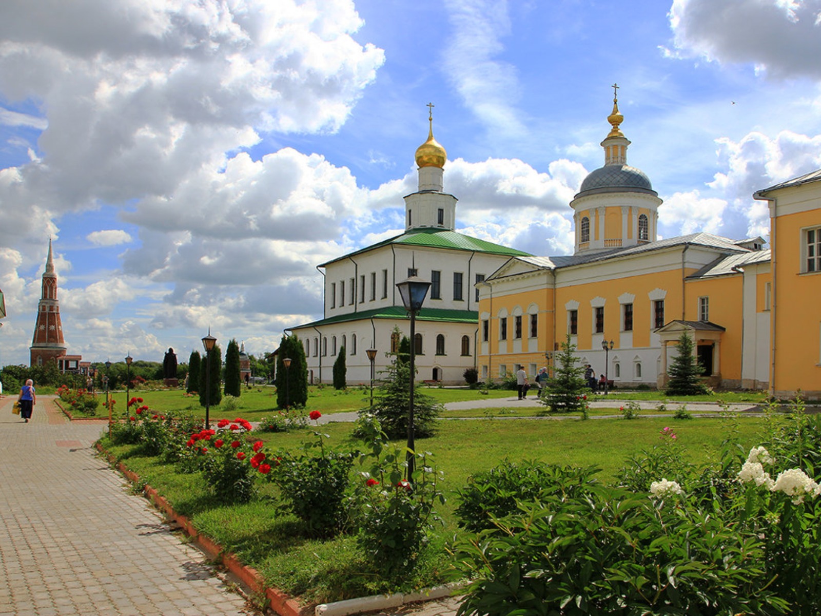Богоявленский Старо-Голутвин монастырь  