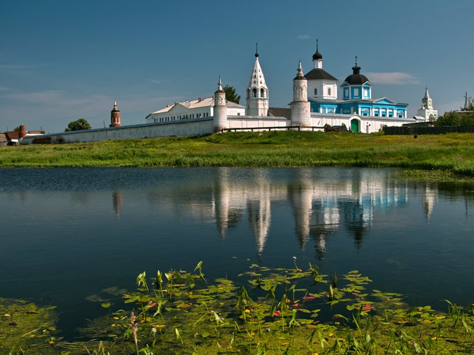 Богородице-Рождественский Бобренев монастырь  