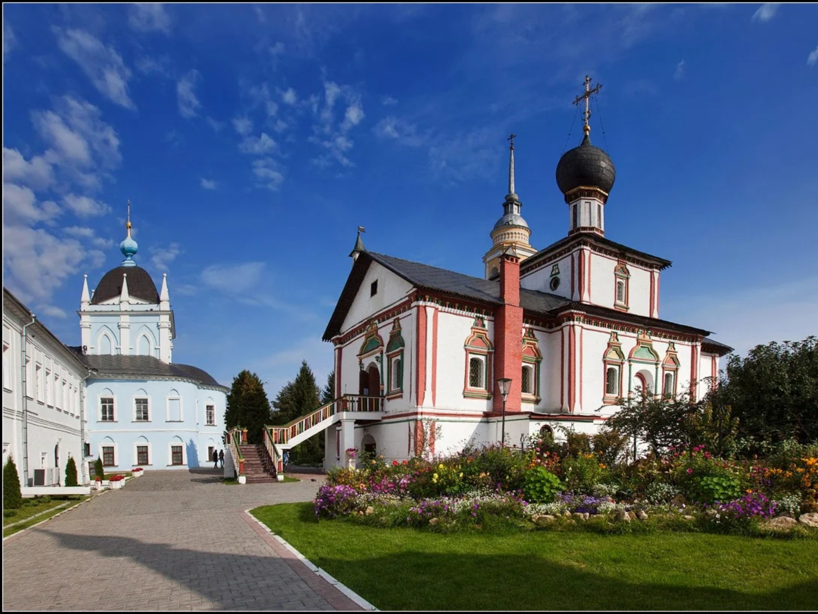 Ново-Голутвин монастырь  