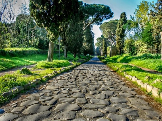 Обзорная экскурсия «Нетуристический Рим: уникальная Appia Antica» — фото 2