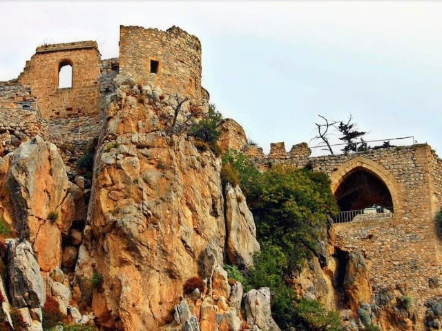 Индивидуальная экскурсия в Айя-Напе: Тайны замков Северного Кипра — фото 3