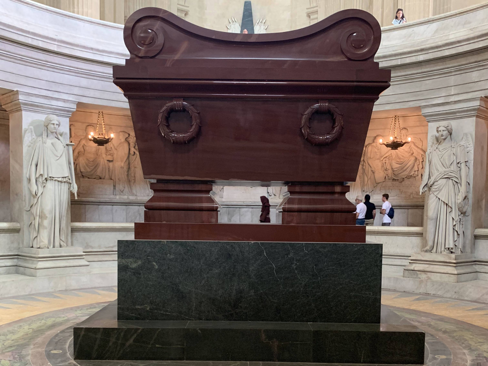 Саркофаг Наполеона  