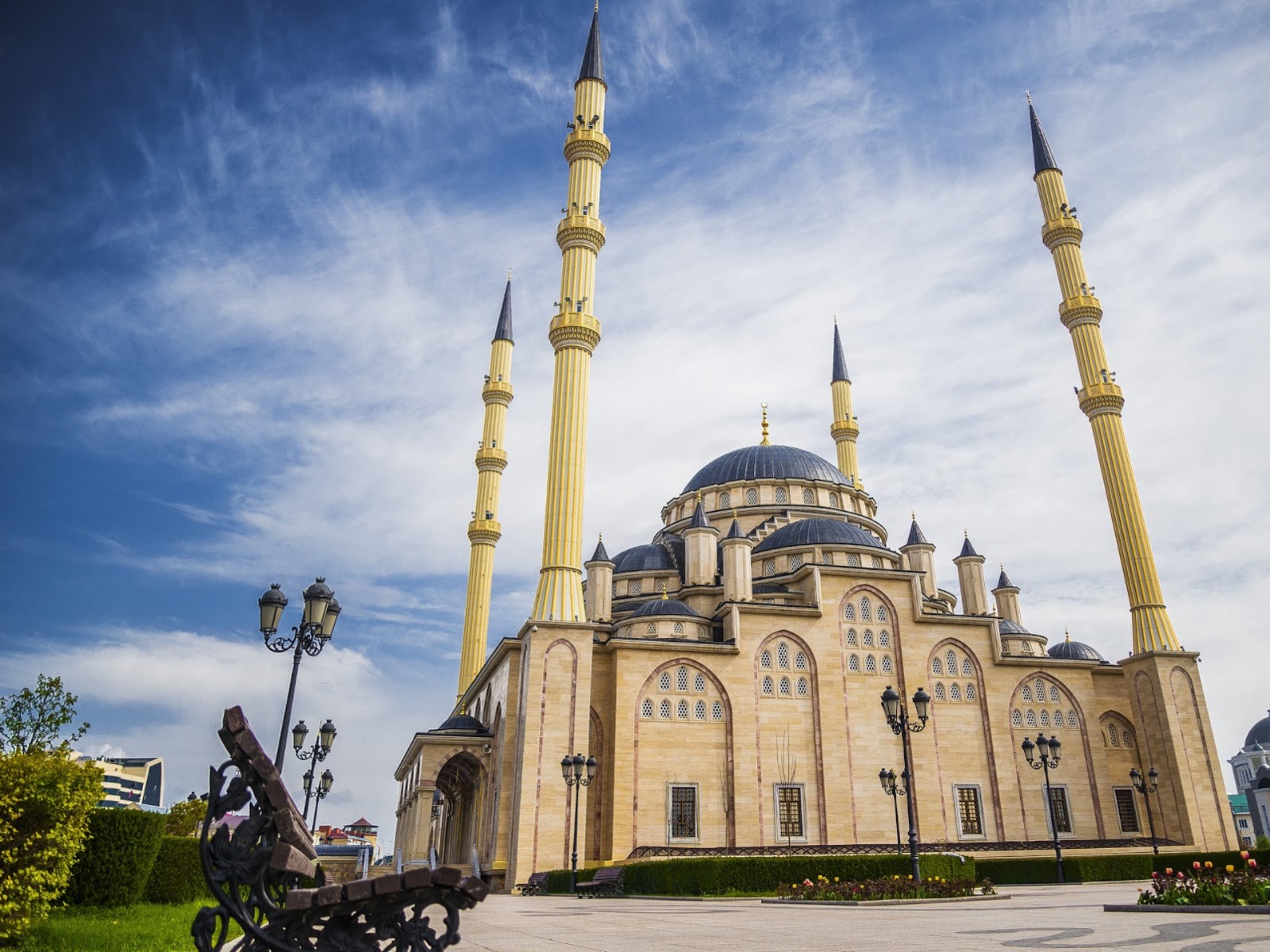 Мечеть «Сердце Чечни» имени Ахмата Кадырова  