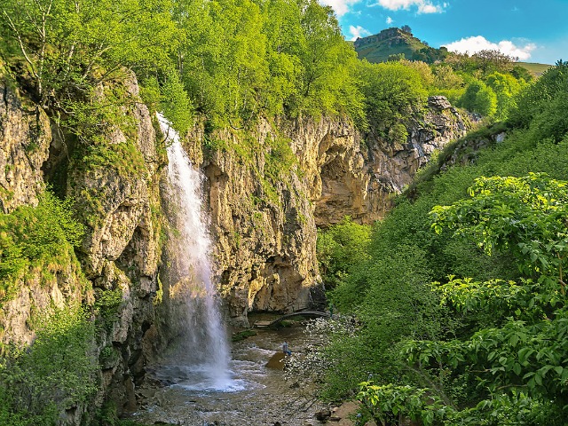 Обзорный автотур из Кисловодска «Медовые водопады и гора Кольцо» — фото 3