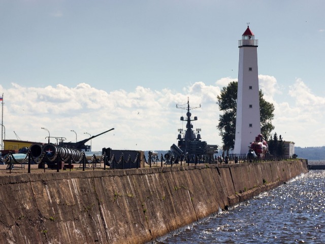 Кронштадский маяк guidego.ru