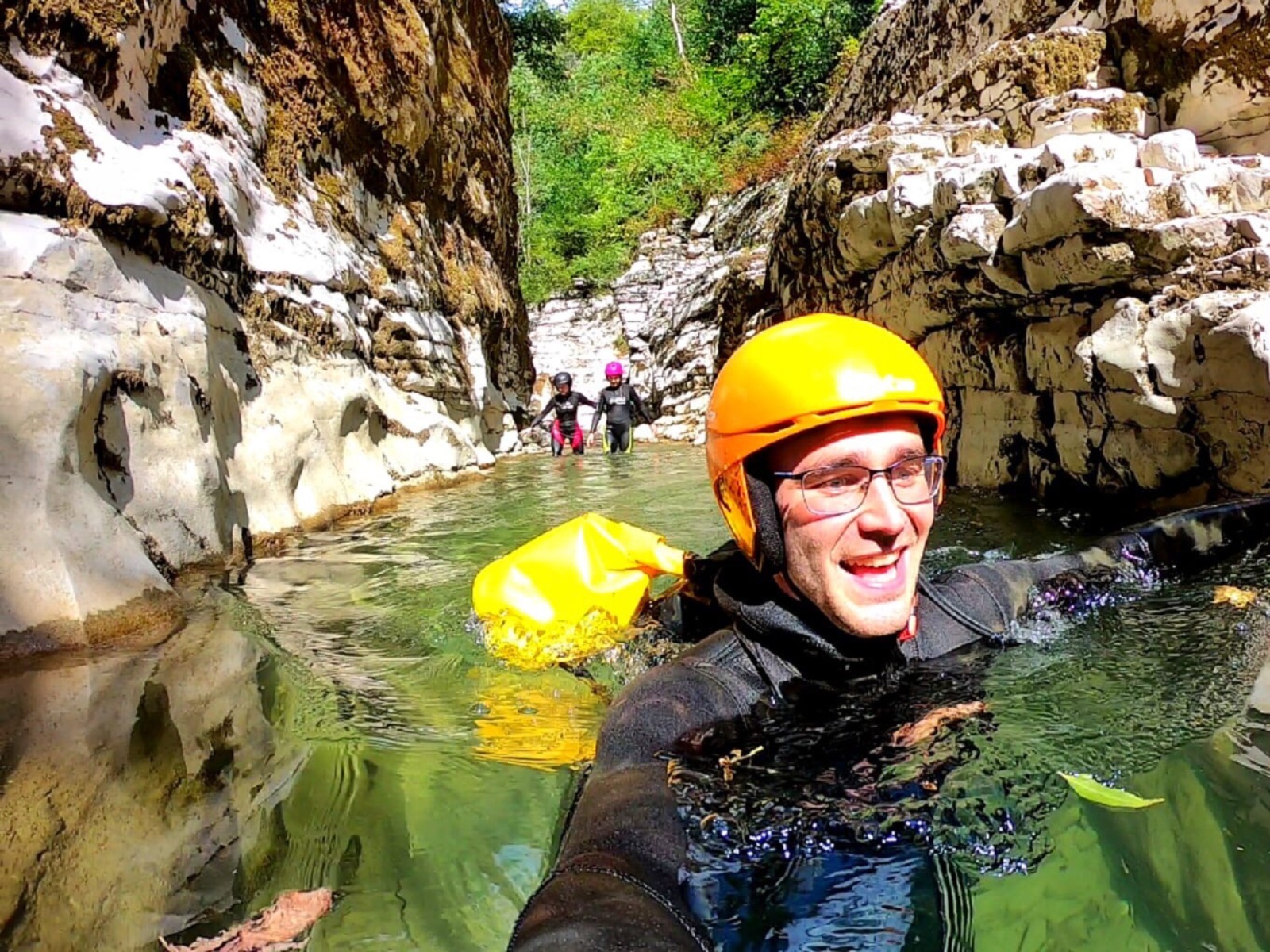 Море эмоций в кристальной воде guidego.ru