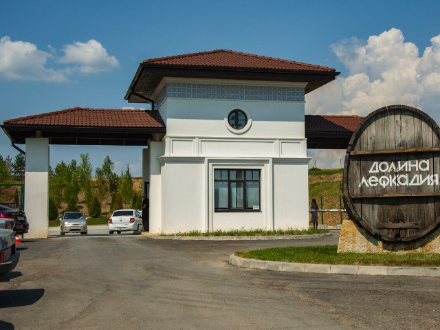 Винно-гастрономический тур на винодельню Лефкадия из Геленджика — фото 3