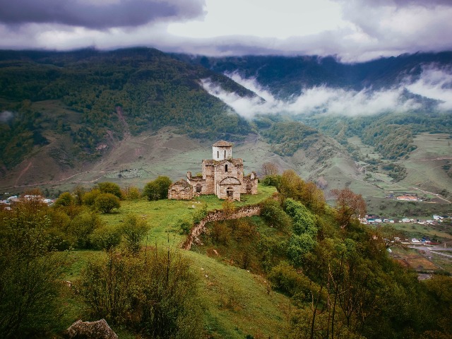 Домбай: сказка в горах Кавказа