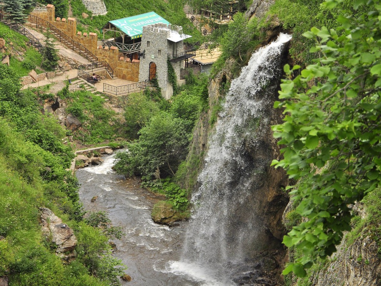 Поездка к Медовым водопадам из Ессентуков | Цена 10700₽, отзывы, описание экскурсии