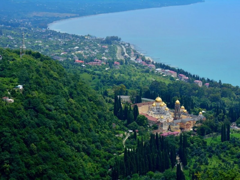 Панорама Нового Афона guidego.ru