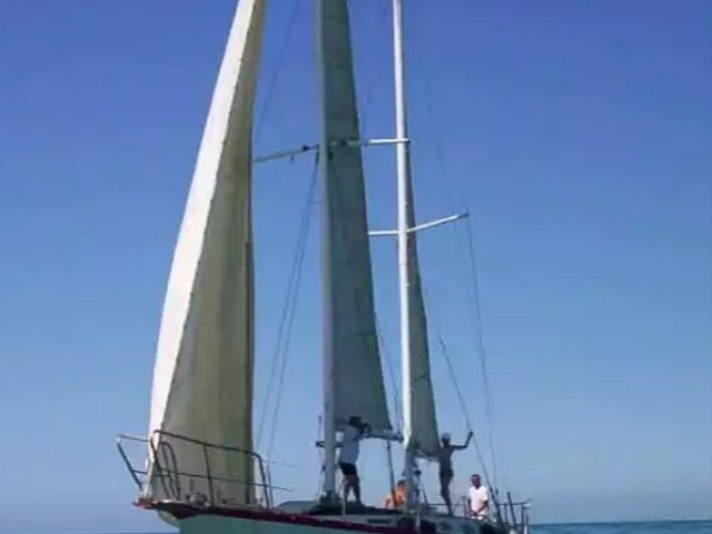 Морские прогулки, рыбалка: комфортные яхты, паруса — фото 3