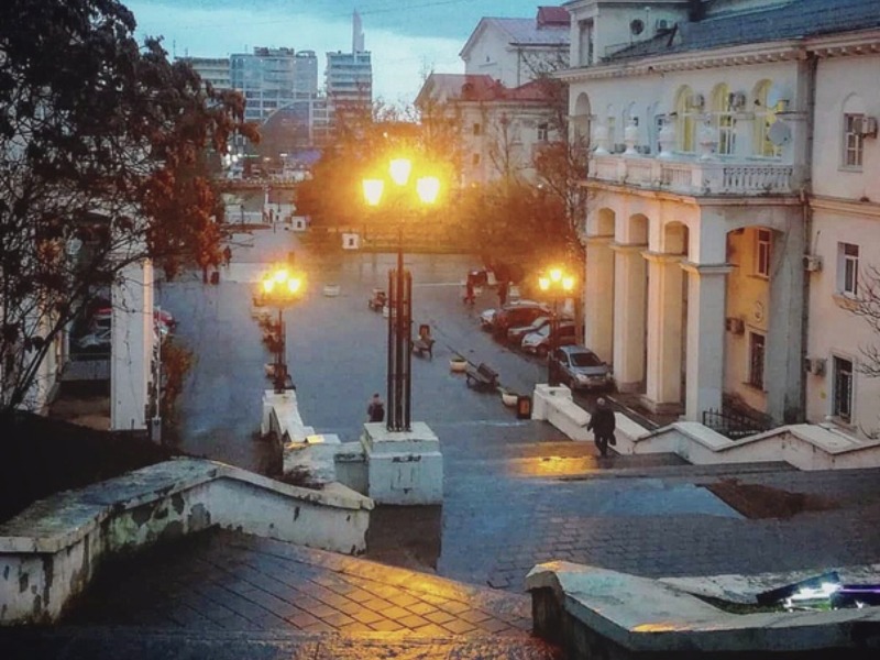 Гуляем по вечернему городу guidego.ru
