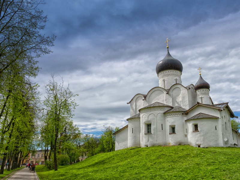 Храм Василия на горке
