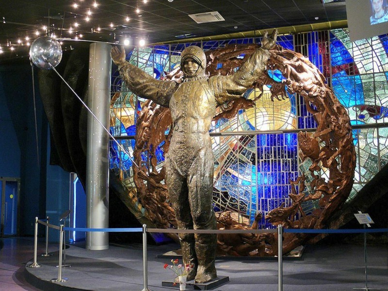 Космическая эра