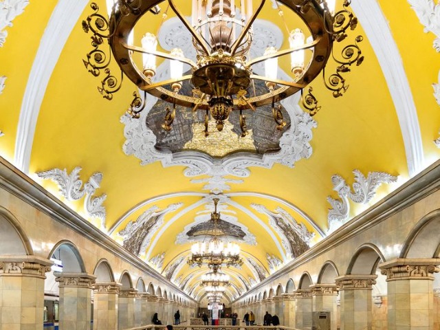Обзорная экскурсия по Московскому метрополитену: подземные дворцы — фото 2