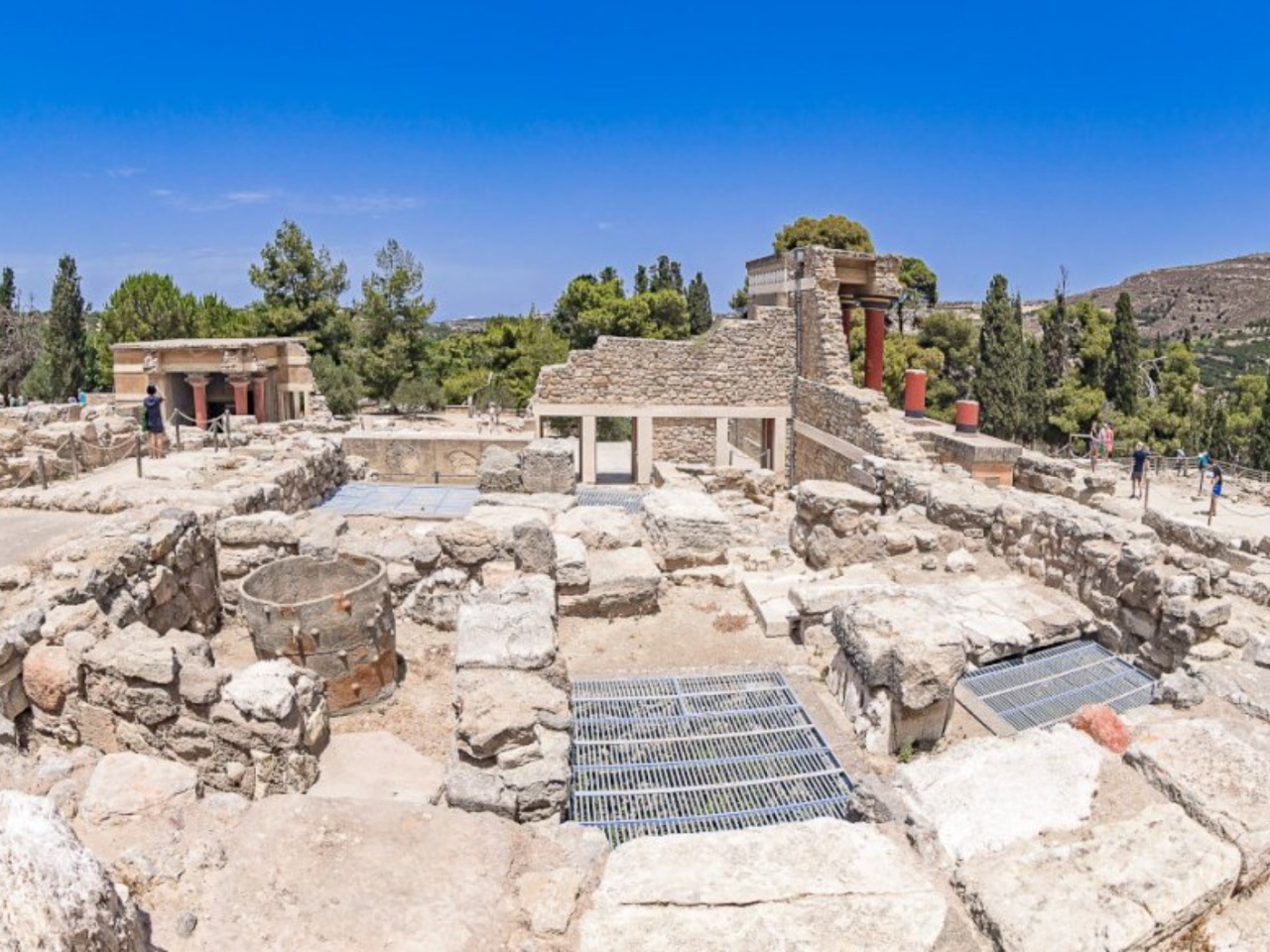 Индивидуальная пешеходная экскурсия «Минойский Крит» из Ираклиона - индивидуальная экскурсия в Ираклионе пешком длительностью 1.5 часа с количеством участников до 6 человек цена экскурсии 140€