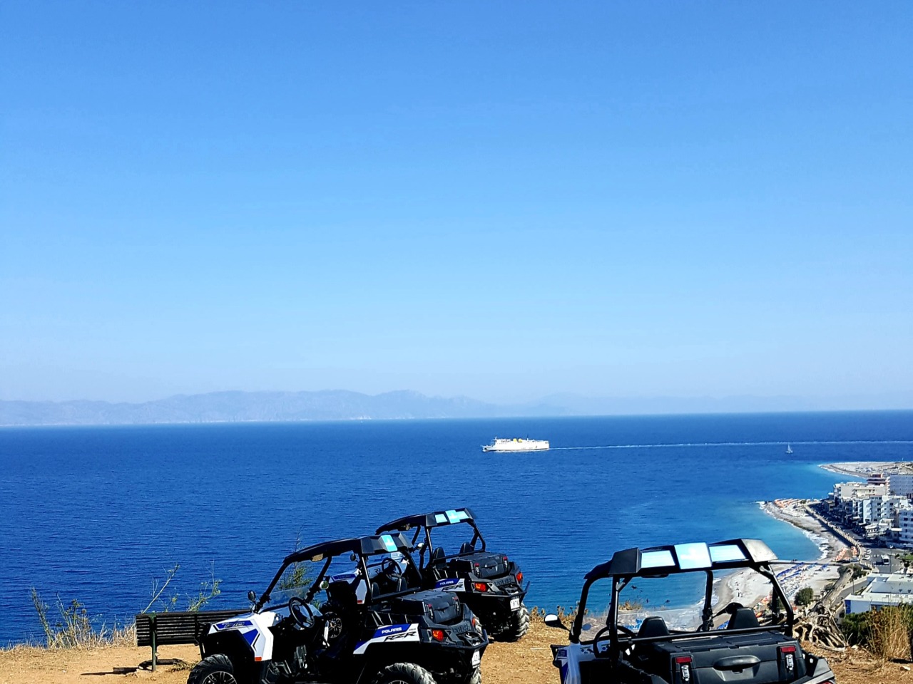 Родос: групповой селфи-тур на квадроциклах - групповая экскурсия на Родосе длительностью 7 часов с количеством участников до 10 человек цена экскурсии 150€