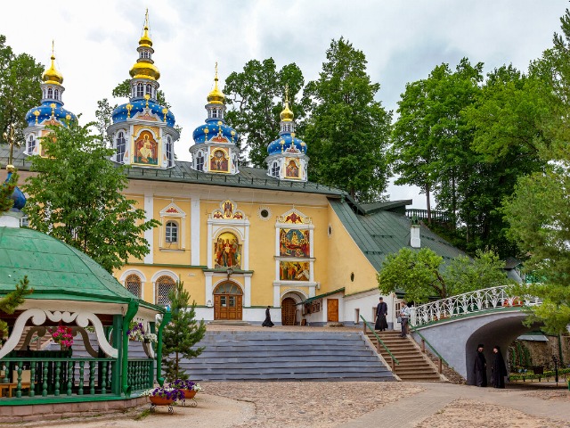 Печоры и Изборск — 2 вечных стража западных границ — фото 3
