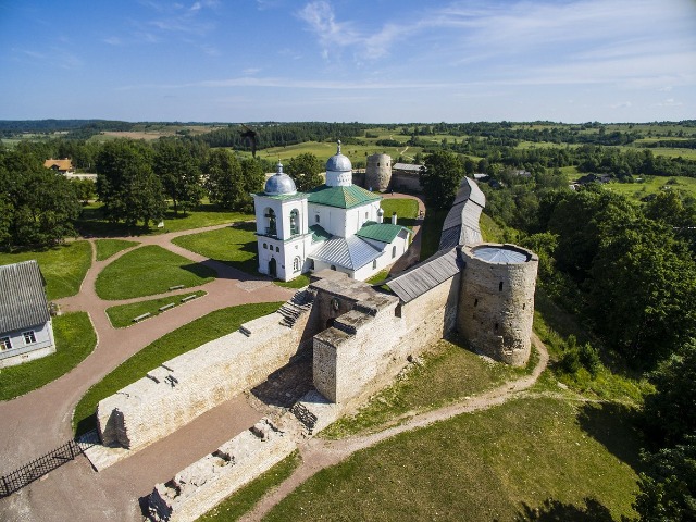 Путешествие в Изборск — “Железный град” — фото 2