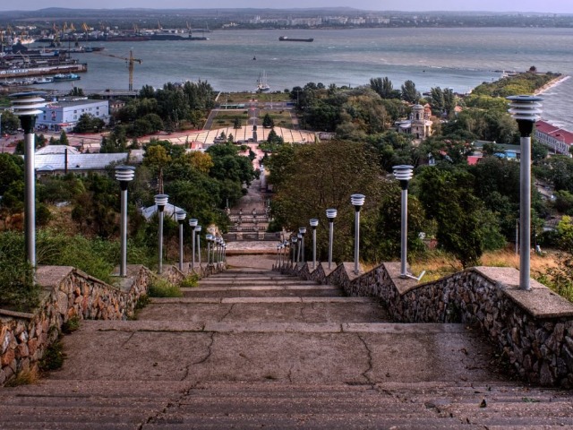 Индивидуальная экскурсия из Анапы «Крымский мост и город Керчь» — фото 3