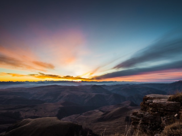 Восхитительные рассвет и закат на плато Бермамыт