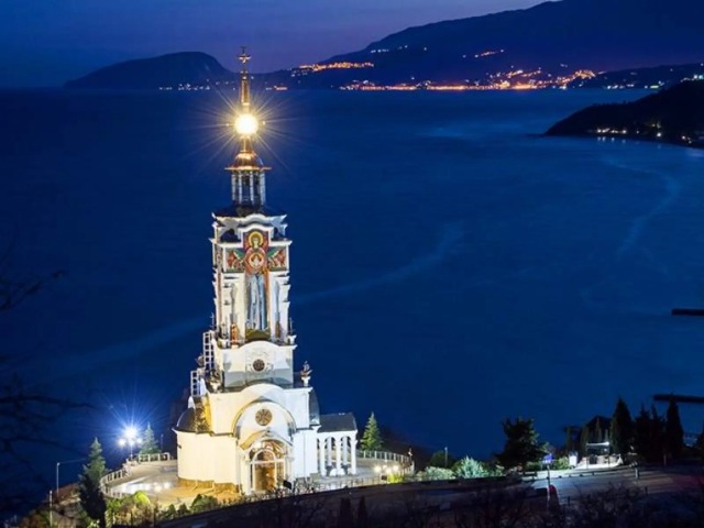 В Судак и Коктебель из Ялты: must see Крыма — фото 3